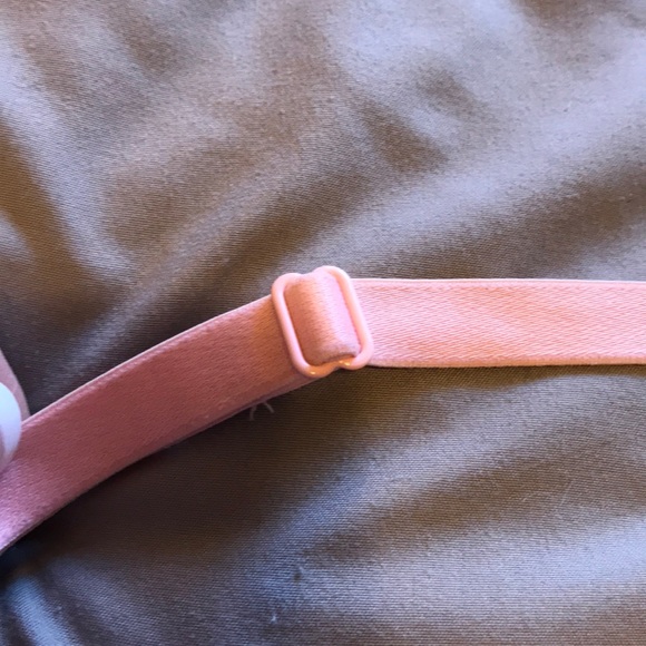 Victoria’s secret bra - Picture 4 of 4